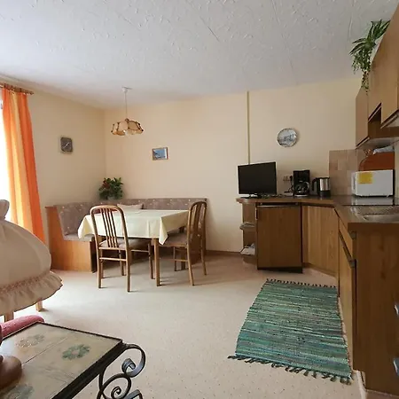 아파트 Apartmenthaus Erna *