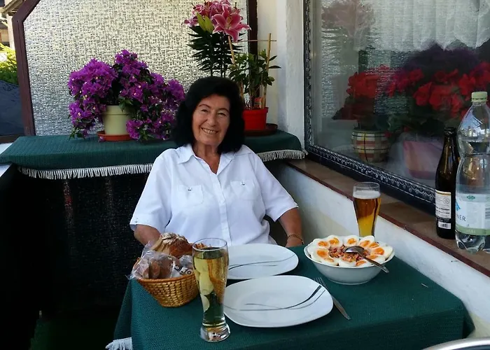 Apartmenthaus Erna アパート